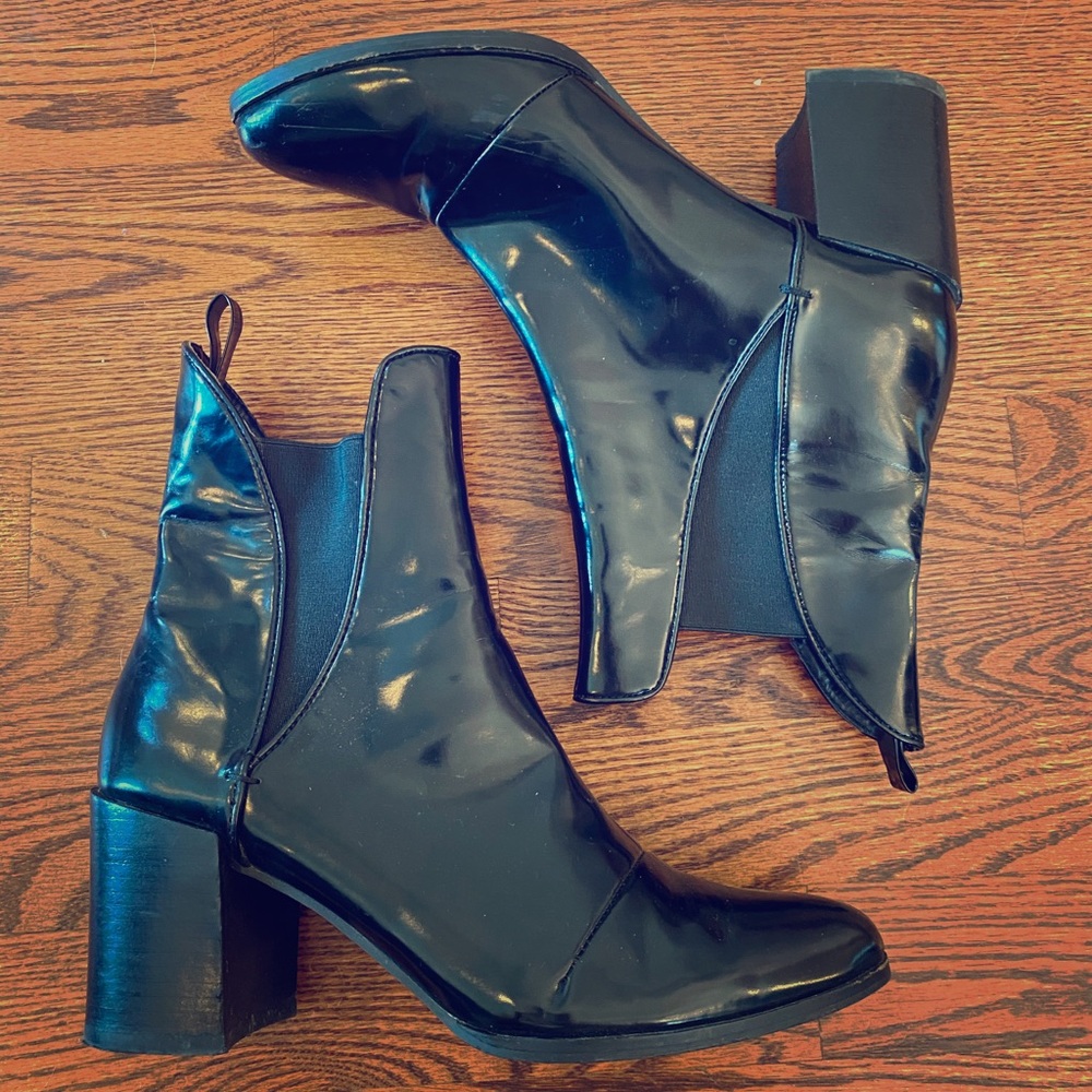 Zara black leather bootie